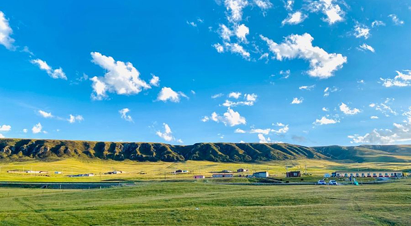 青海湖日出观景点