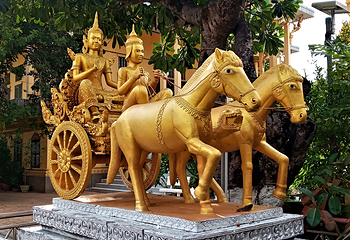 乌那隆寺第 4 张图片