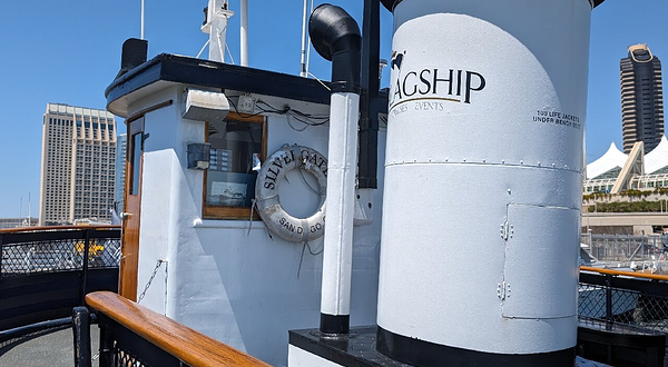 科罗纳多渡轮中心