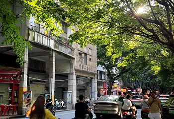 西华路美食街第 25 张图片