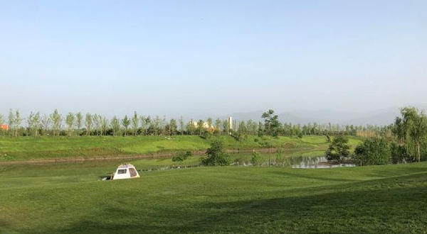 梁家滩湿地公园-露营地