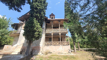 Aramyants Castle / Mansion