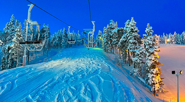 萨利色尔卡滑雪度假区