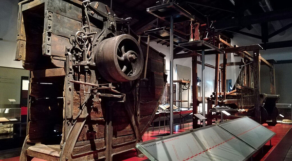 Museo Del Tessuto