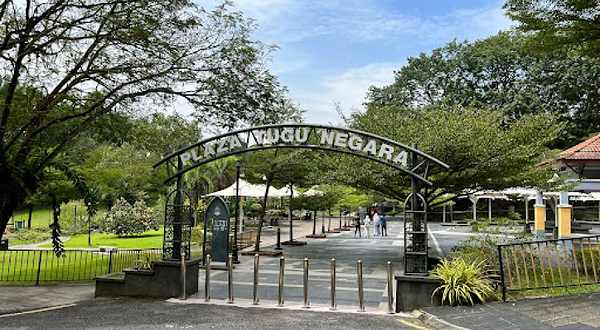 国家英雄纪念广场