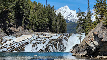 Bow Falls Viewpoint