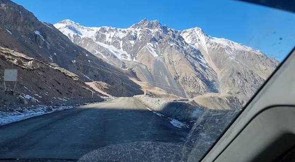 Дорога после перевала Sarymoynak