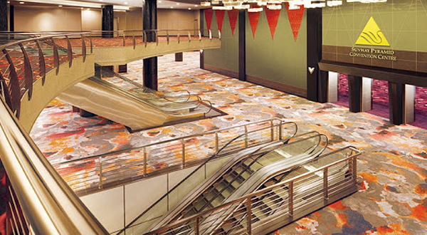 双威金字塔会展中心