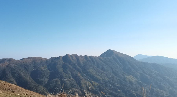 六背山风景区