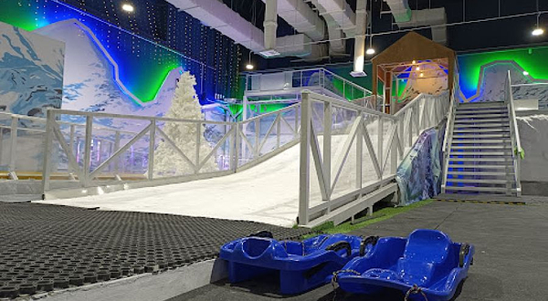 Blue Ice Snow Park @ Pavilion Bukit Jalil