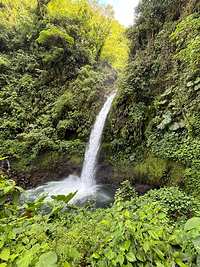拉巴斯瀑布花园
