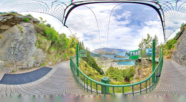 AJ Hackett Ledge Bungy & Swing