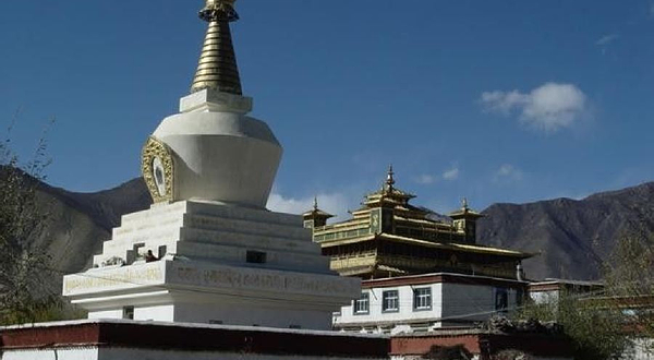 景戈公园-景戈白塔