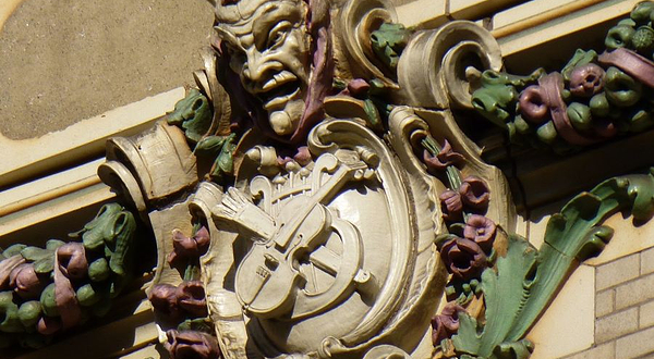 康州沃特伯里市皇宫剧院