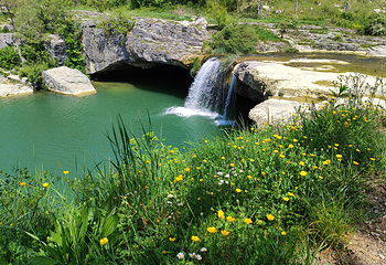 Zarečki Krov Waterfall第 1 张图片