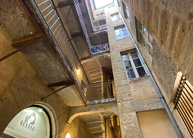 里昂老城区街道