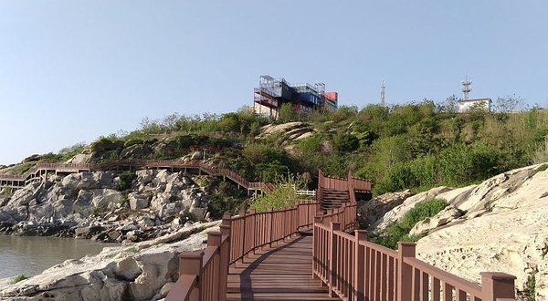 海边栈道观景台