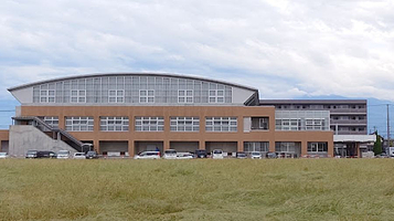 富山市２０００年体育館