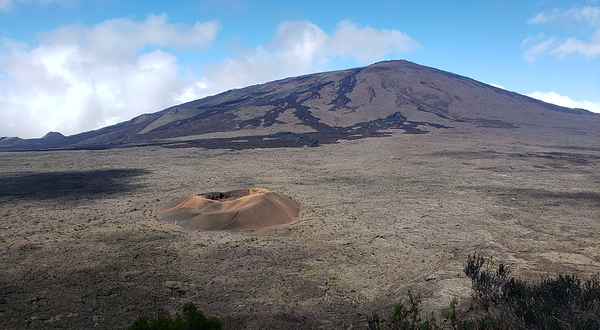 富尔奈斯火山