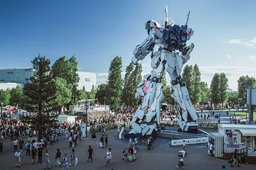 实物大《机动战士高达》独角兽立像第 8 张图片