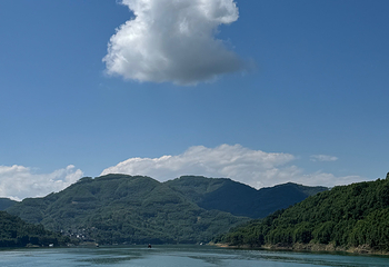 万峰湖第 26 张图片