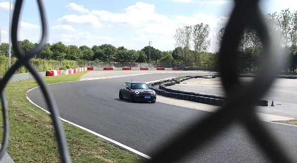 上海天马山赛车运动俱乐部