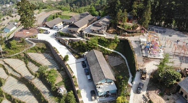 兴山县岩岭大杉树景区