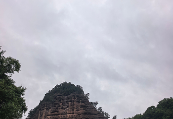 麦积山石窟第 48 张图片