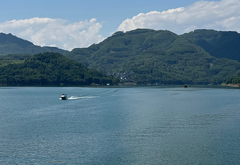 万峰湖第 16 张图片
