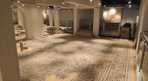 Domus dei Tappeti di Pietra