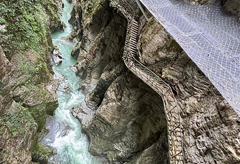 蝶舞清江·地心谷景区第 52 张图片