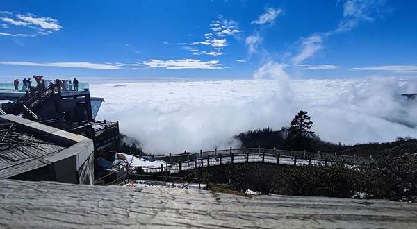 西岭雪山景区-后山