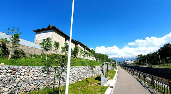 Kashtanovaya Alleya Na Vesnovke