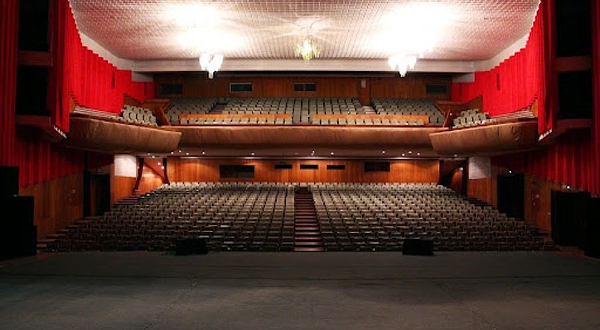 Dvorets Kul'tury I Sporta