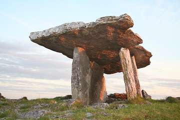 Poulnabrone Dolmen第 1 张图片