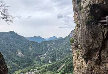 灵岩景区第 19 张图片