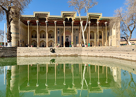 波洛哈兹清真寺