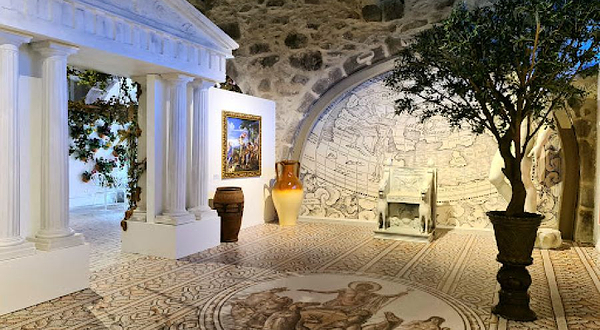 Pink Palace - Museu do Rosé