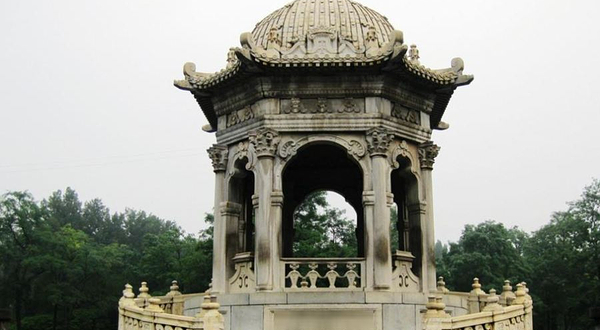 圆明园遗址公园-自鸣钟楼