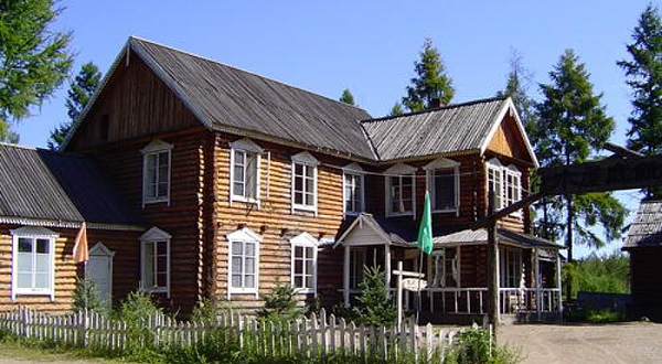 根河木屋度假村