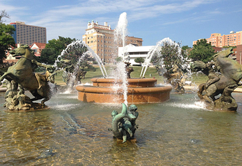 J.C. Nichols Memorial Fountain第 1 张图片