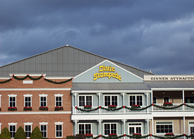 马术歌舞表演餐宴