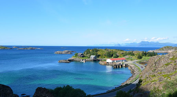 Festvågtind trailhead