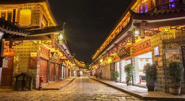 云南民族村-四方街