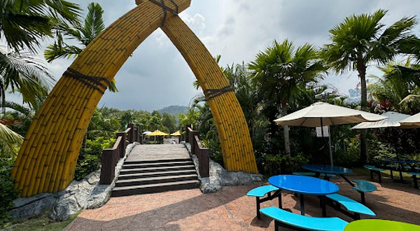 Amverton Riverine Splash