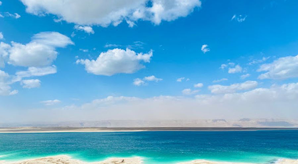 Dead sea free swimming