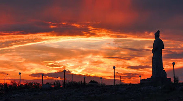 Pamyatnik Abylay-Khanu