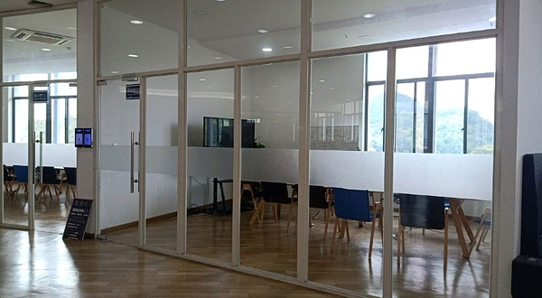 浙江工业大学(屏峰校区)-五楼研讨室