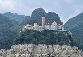 万峰湖第 4 张图片