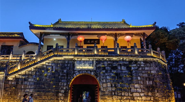 广西壮族自治区桂林图书馆(榕湖分部)